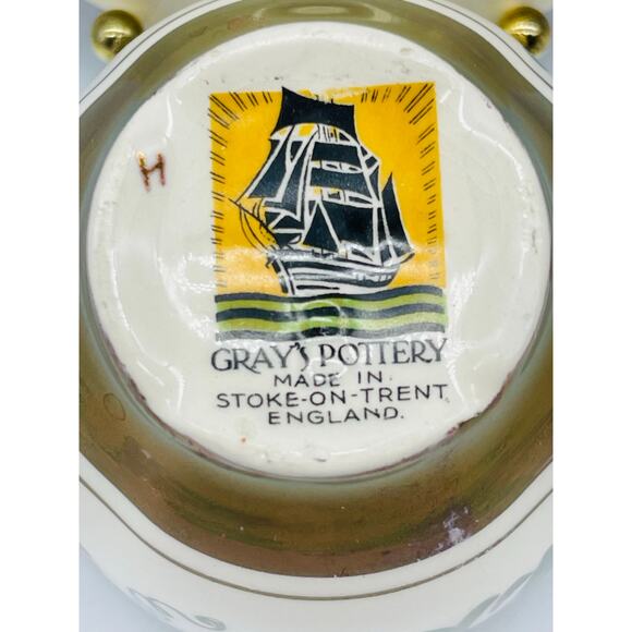 Gray's Pottery Stroke-on-Trent England 8253 hand painted Tea Cup and Saucer - Picture 10 of 10